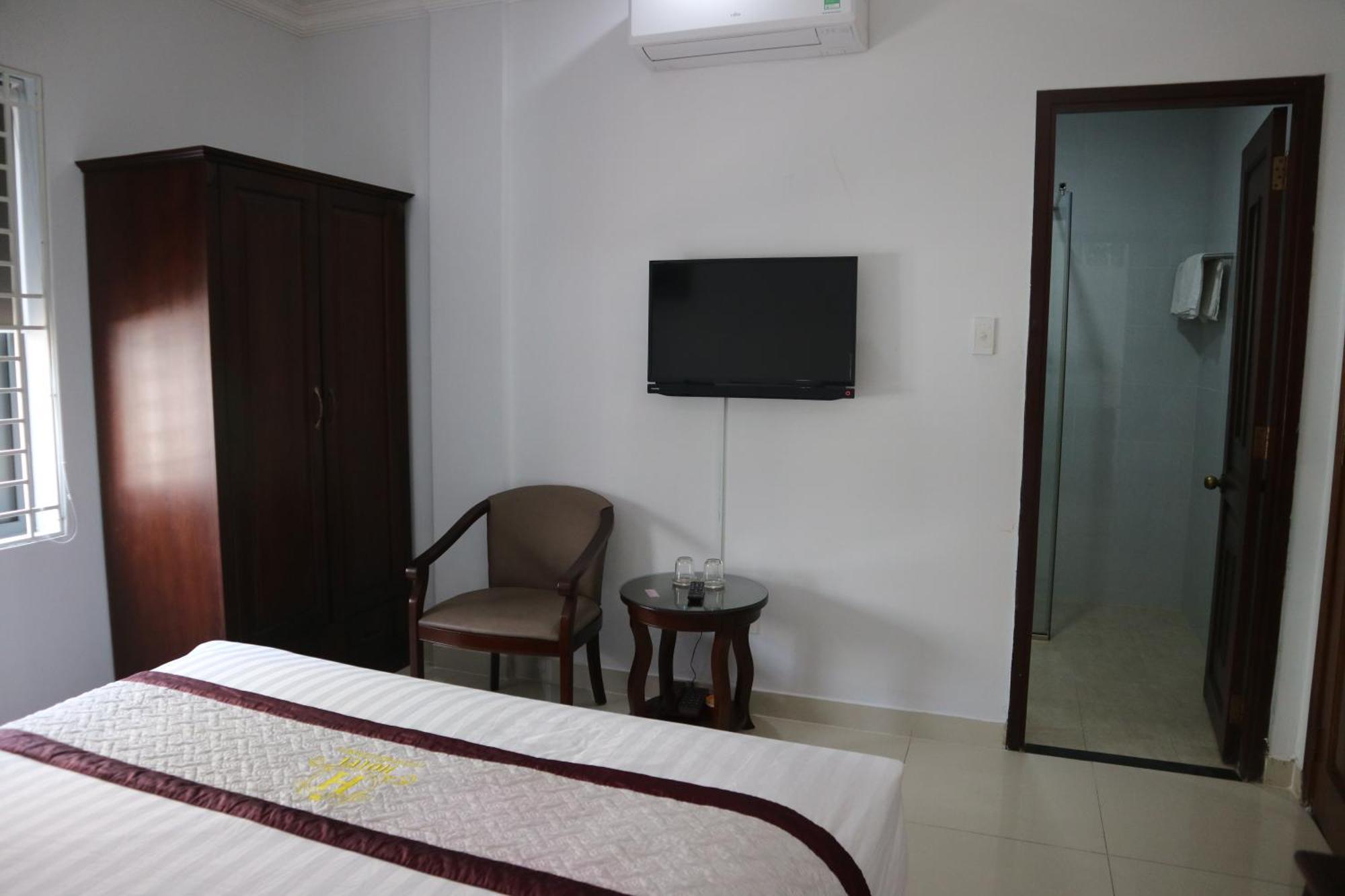 Hoang Oanh 2* TP. Hồ Chí Minh